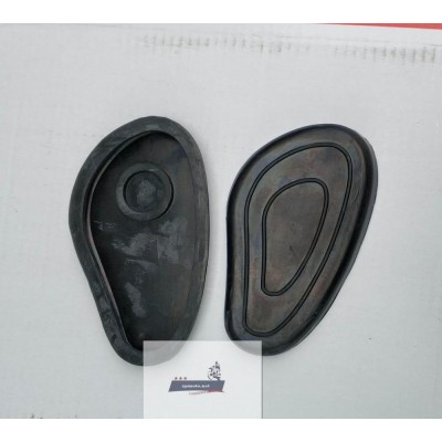 Накладки бака Днепр (Мт), Урал, К-750 (Касик), М72, BMW R71, R72 старого образца, под "бак капельку" резиновые 2 шт., нигрипсы (КМЗ-7210141-Б) - Белоцерковский завод РТИ Накладки бака старого зразка, під "бак крапельку" гумові 2 шт.,